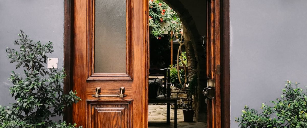 Houd tocht buiten de deur