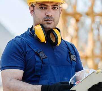 Wat zijn de belangrijkste factoren bij het kiezen van de juiste werkkleding