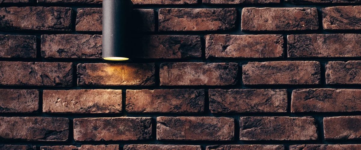 Baksteen reparatie en de essentiële rol van steenmortel