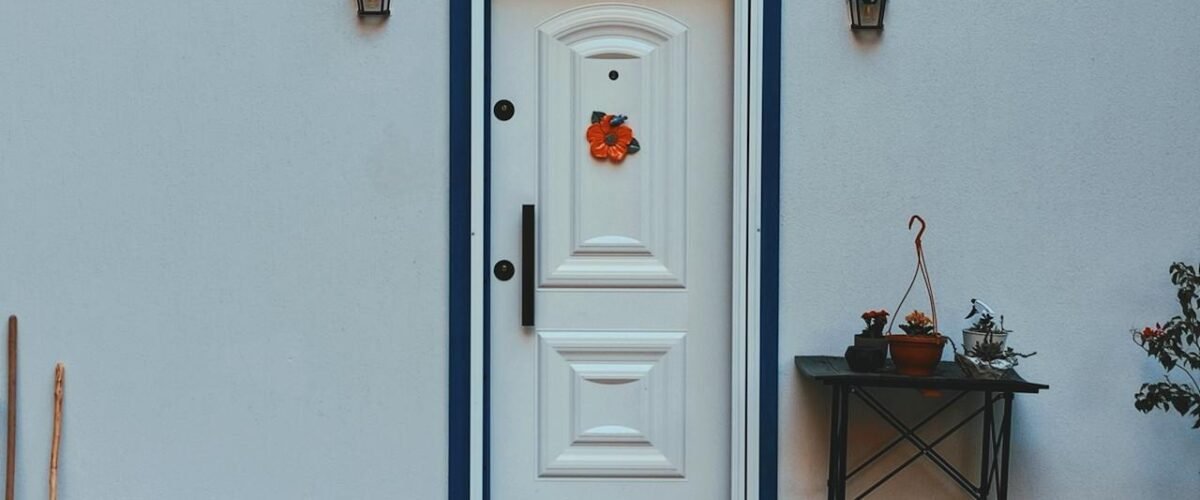 De voordeur vervangen